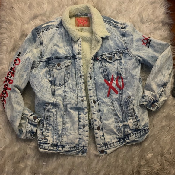 the weekend Other - Jeans jacket with fur the weekend xo